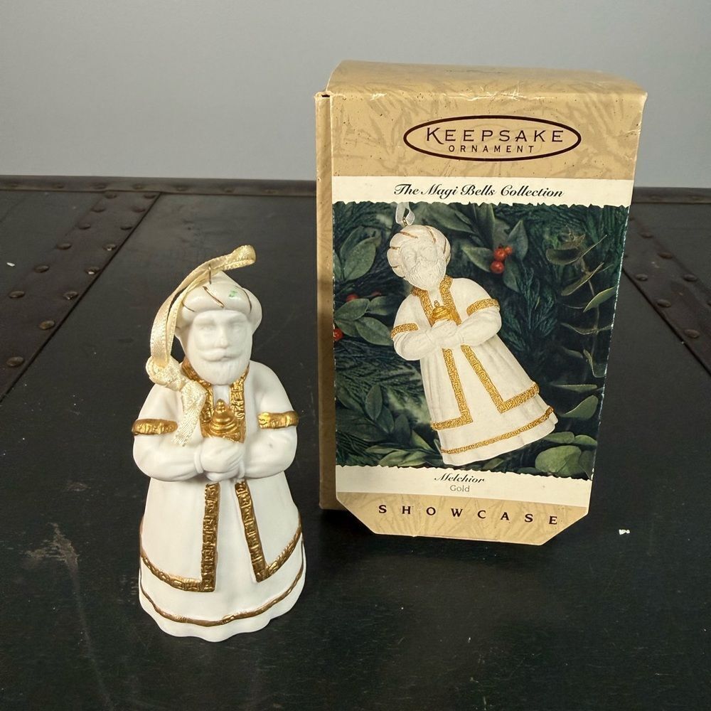 Hallmark Keepsake Ornament Showcase Melchior Bell Porcelain 1996